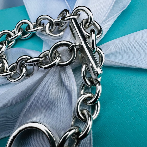 7.5" Rare and Retired Tiffany & Co 1837 Toggle Bracelet in Silver - Picture 5 of 9